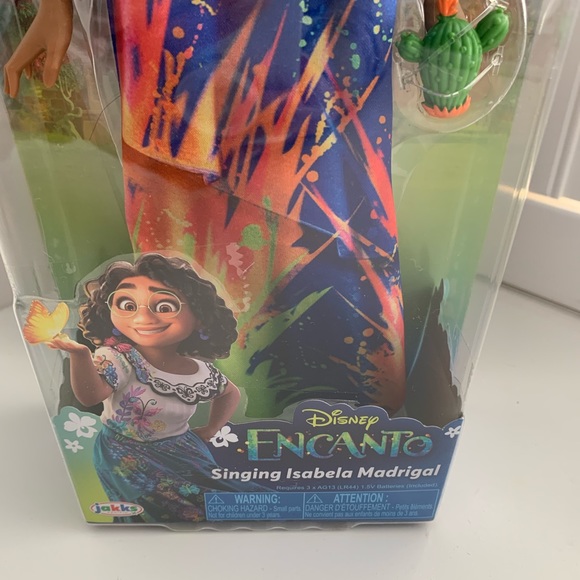 NIB Disney Encanto True Self Isabela Singing Doll - Picture 2 of 5